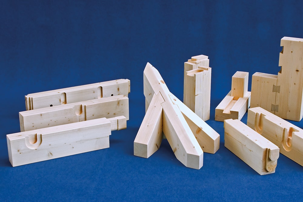 Elemente tamplarie pentru case din lemn