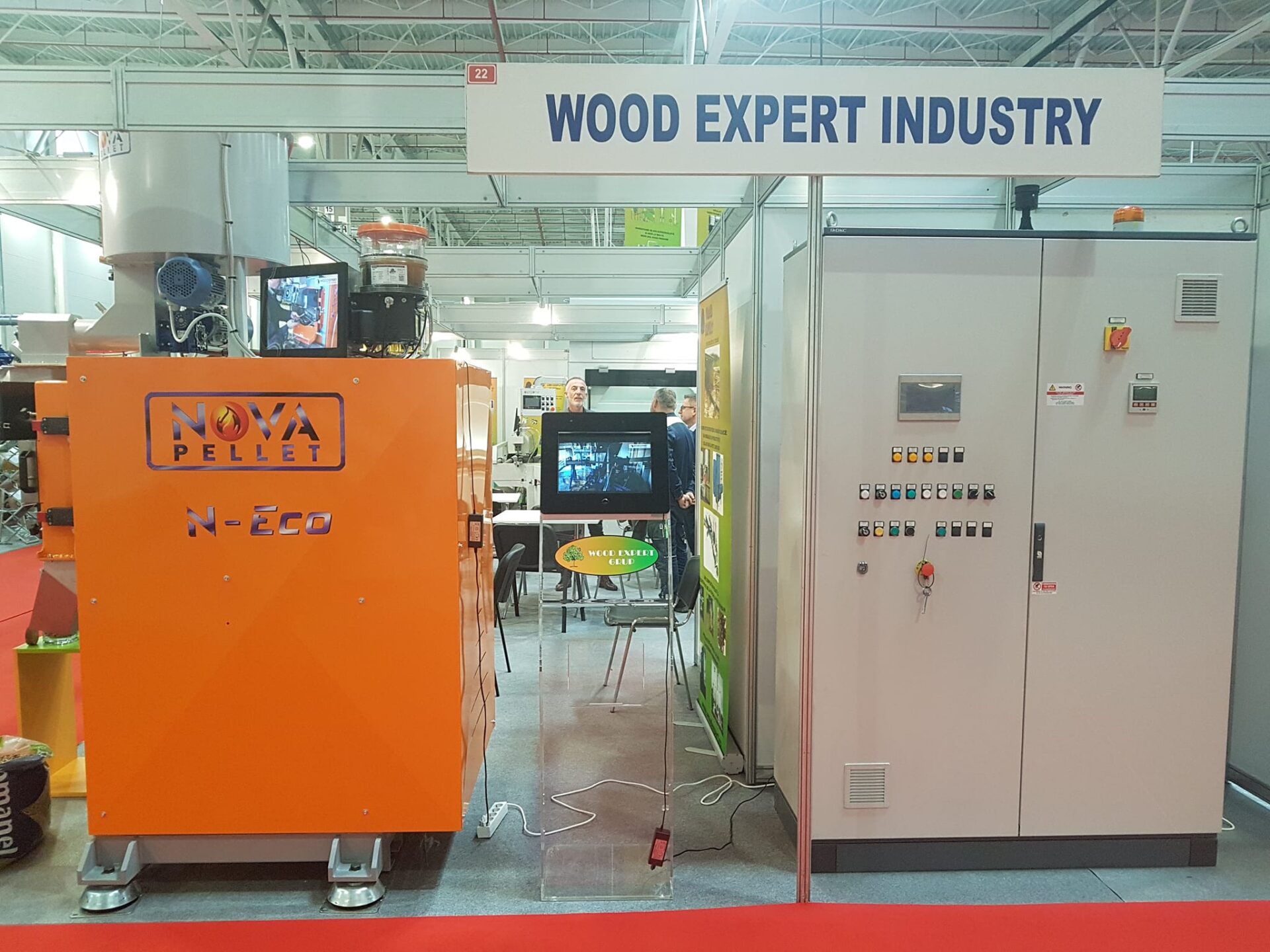Wood Expert participa la Bife Sim 2022 targul de utilaje pentru prelucrarea lemnului si mobila 7